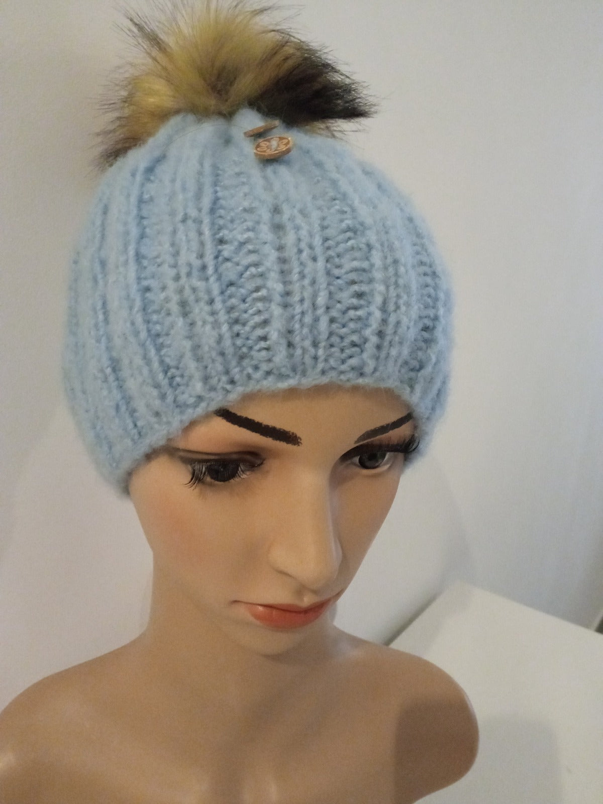 BONNET POMPON 2